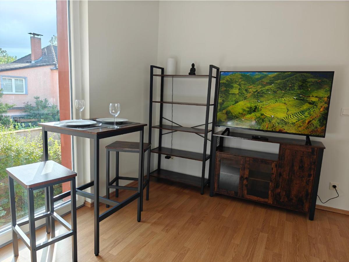 Appartamento 2br Apartment, Parking, Wi-fi, Tv In Karow