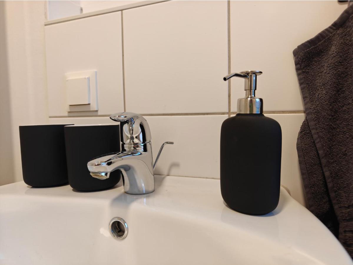Apartament 2br Apartment, Parking, Wi-fi, Tv In Karow