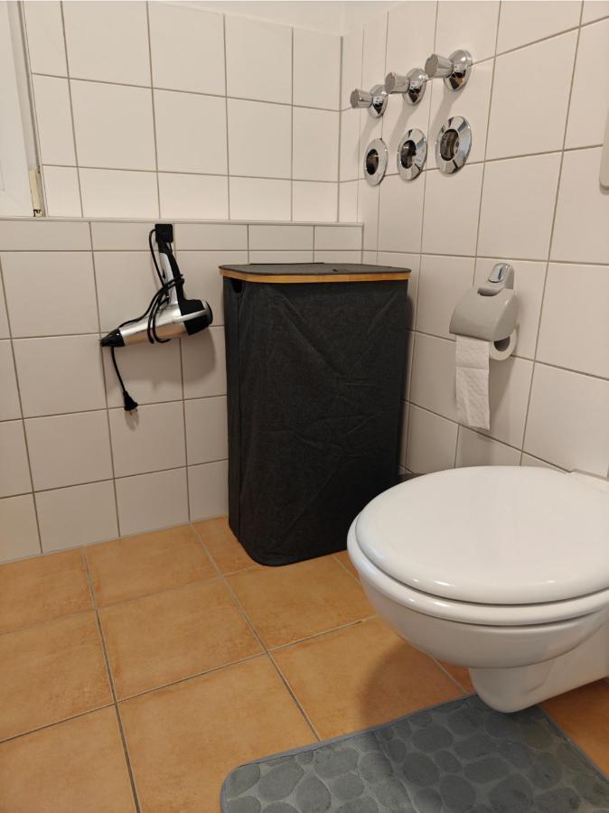Apartament 2br Apartment, Parking, Wi-fi, Tv In Karow *