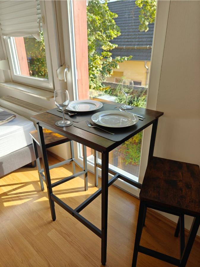 2br Apartment, Parking, Wi-fi, Tv In Karow Apartament